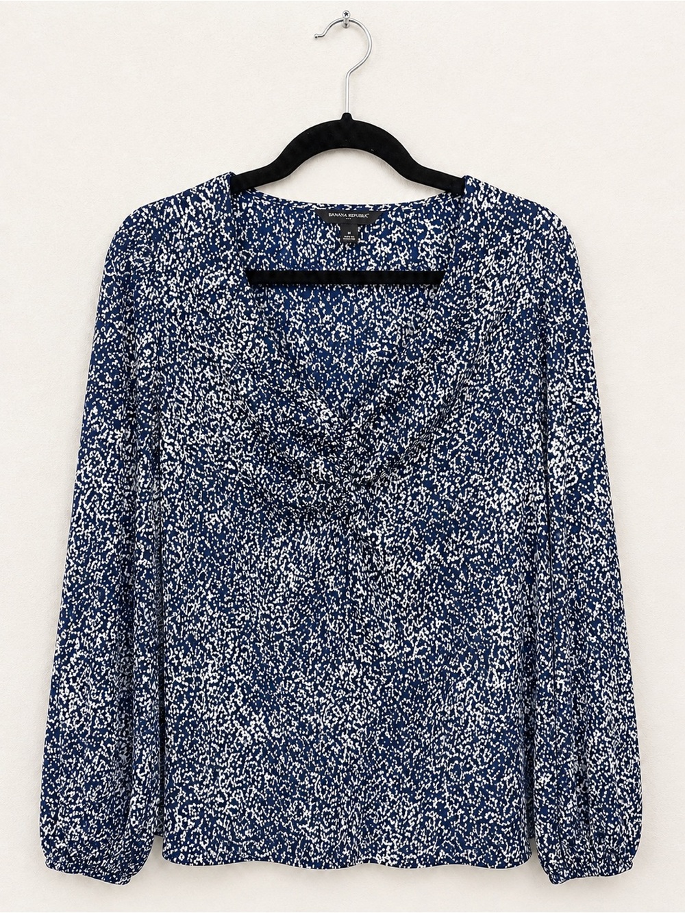 Banana Republic Blue and White Printed Long Sleeve Blouse
